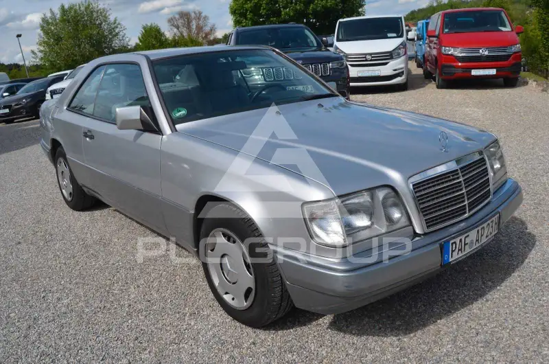 1994 Mercedes Benz E 220
