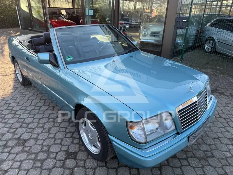 1994 Mercedes Benz E 220