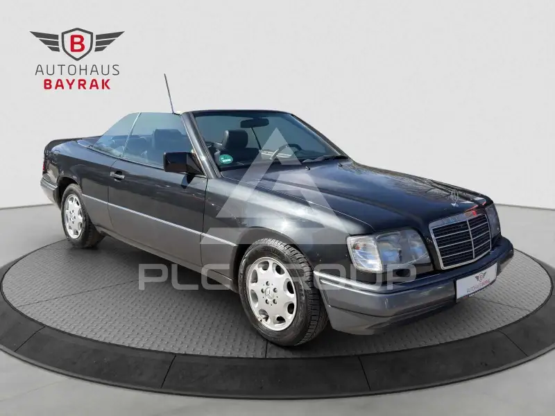 1994 Mercedes Benz E 220