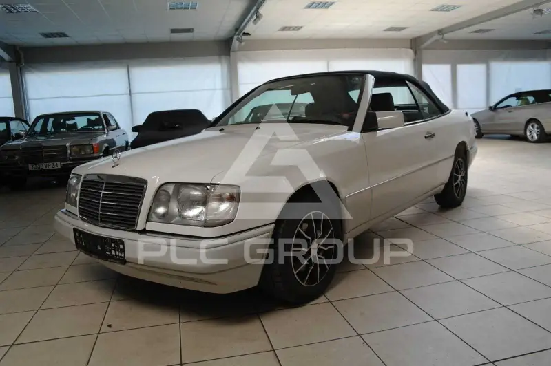 1994 Mercedes Benz E 220