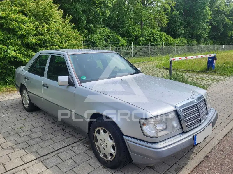 1994 Mercedes Benz E 220