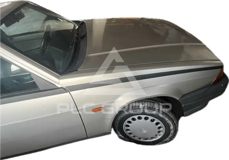 1994 Alfa Romeo 75
