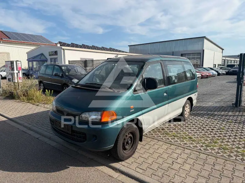 1995 Mitsubishi Delica