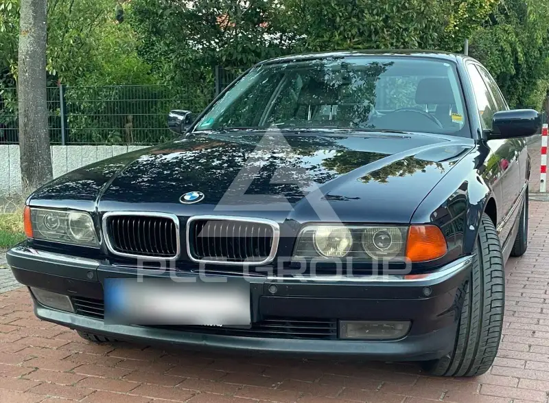 1995 BMW 740