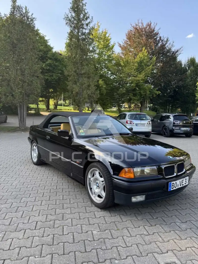 1995 BMW 320