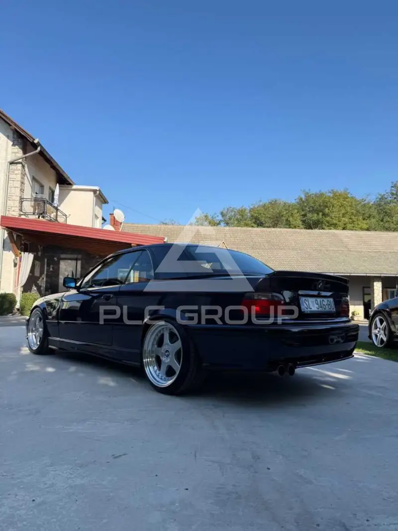 1995 BMW 320