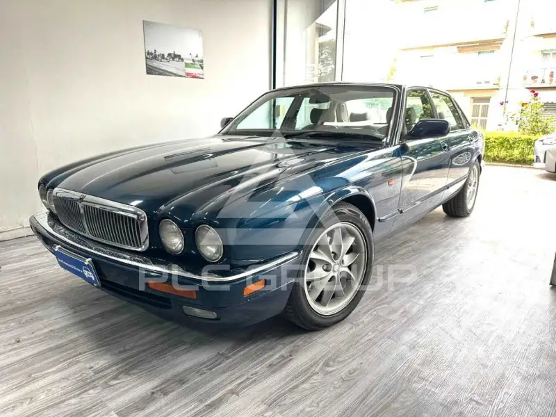 1995 Jaguar 