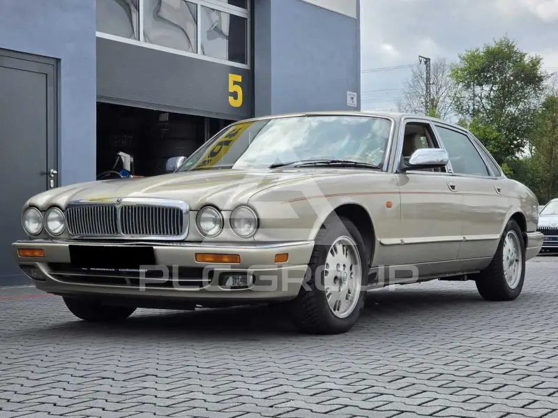 1995 Jaguar XJ