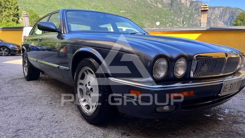 1995 Jaguar XJ