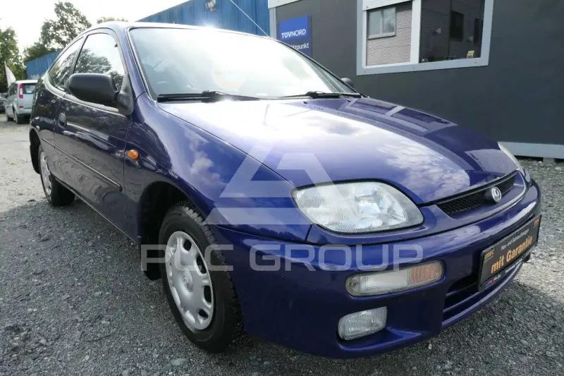 1995 Mazda 323