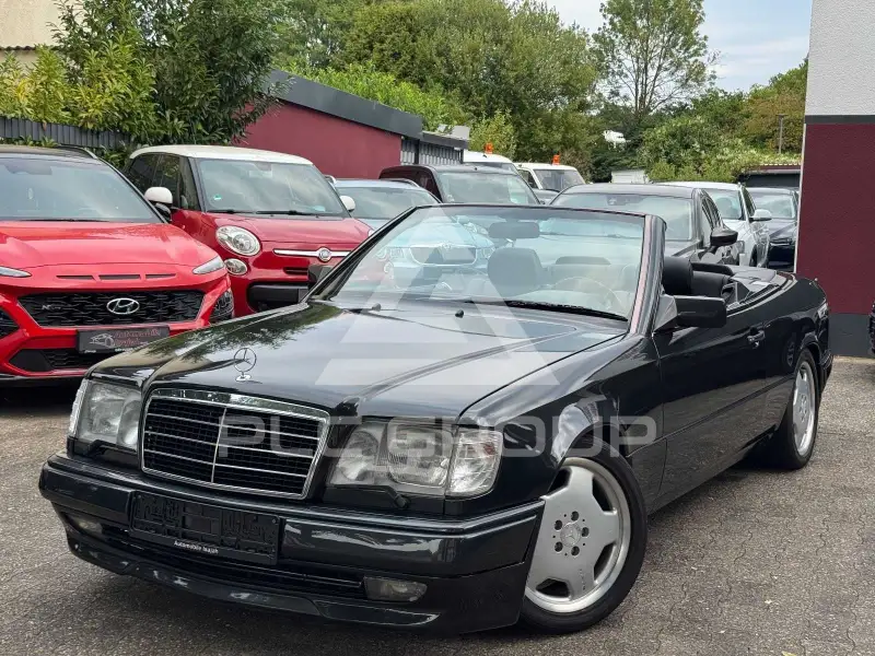 1995 Mercedes Benz E 320
