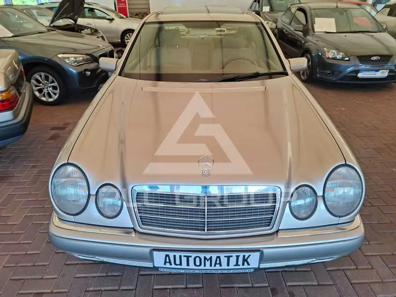 1995 Mercedes Benz 230