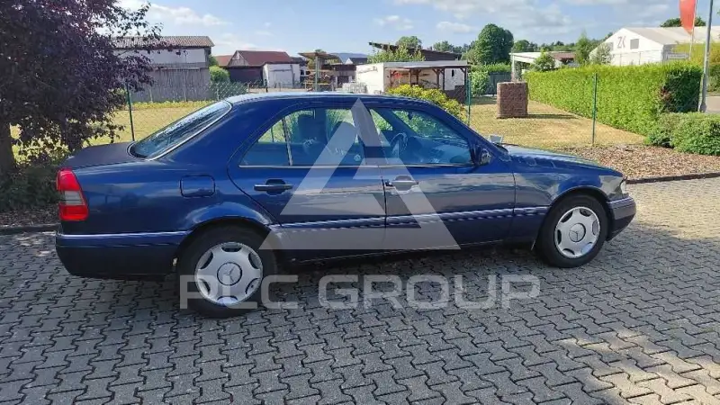 1995 Mercedes Benz C 220