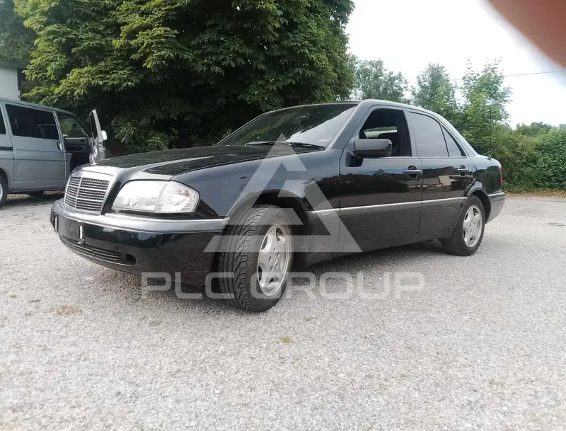 1995 Mercedes Benz C 220