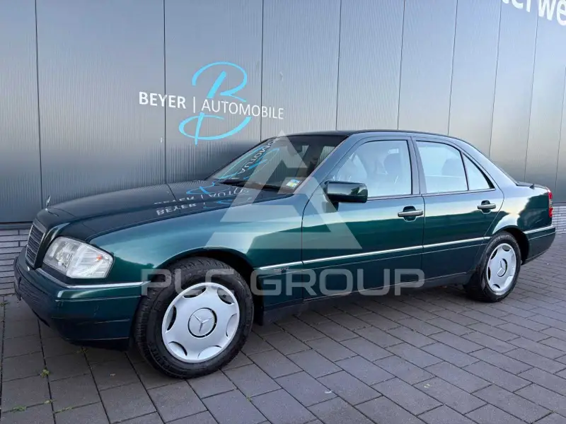 1995 Mercedes Benz C 220