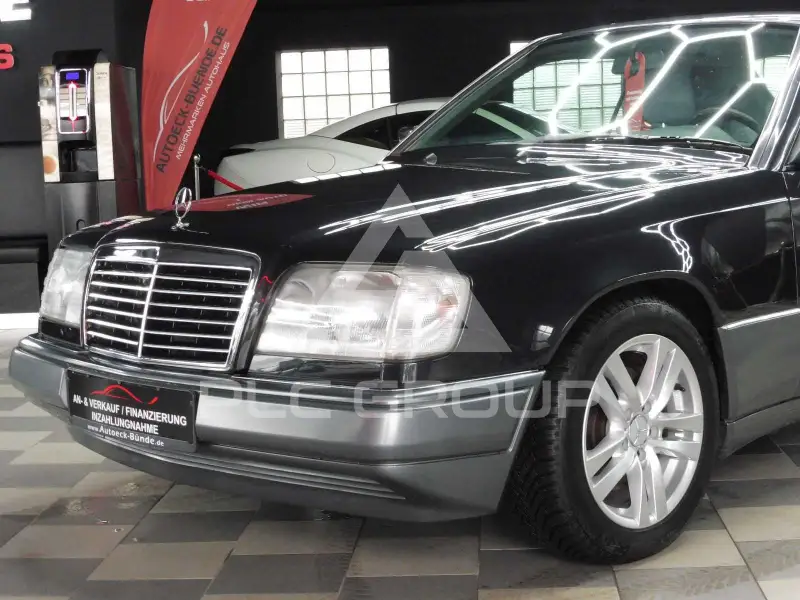 1995 Mercedes Benz E 200