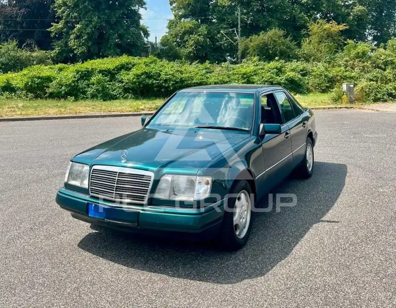 1995 Mercedes Benz E 200