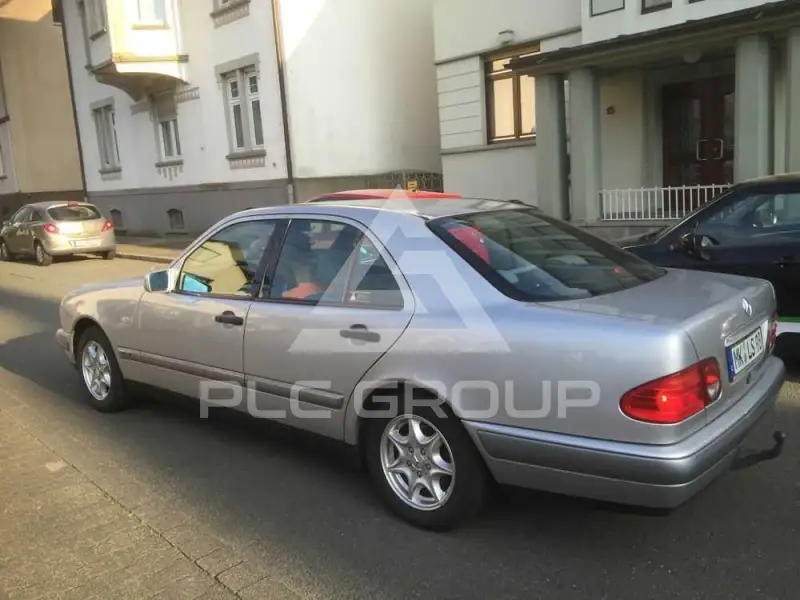 1995 Mercedes Benz E 200