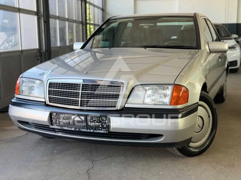 1995 Mercedes Benz C 180