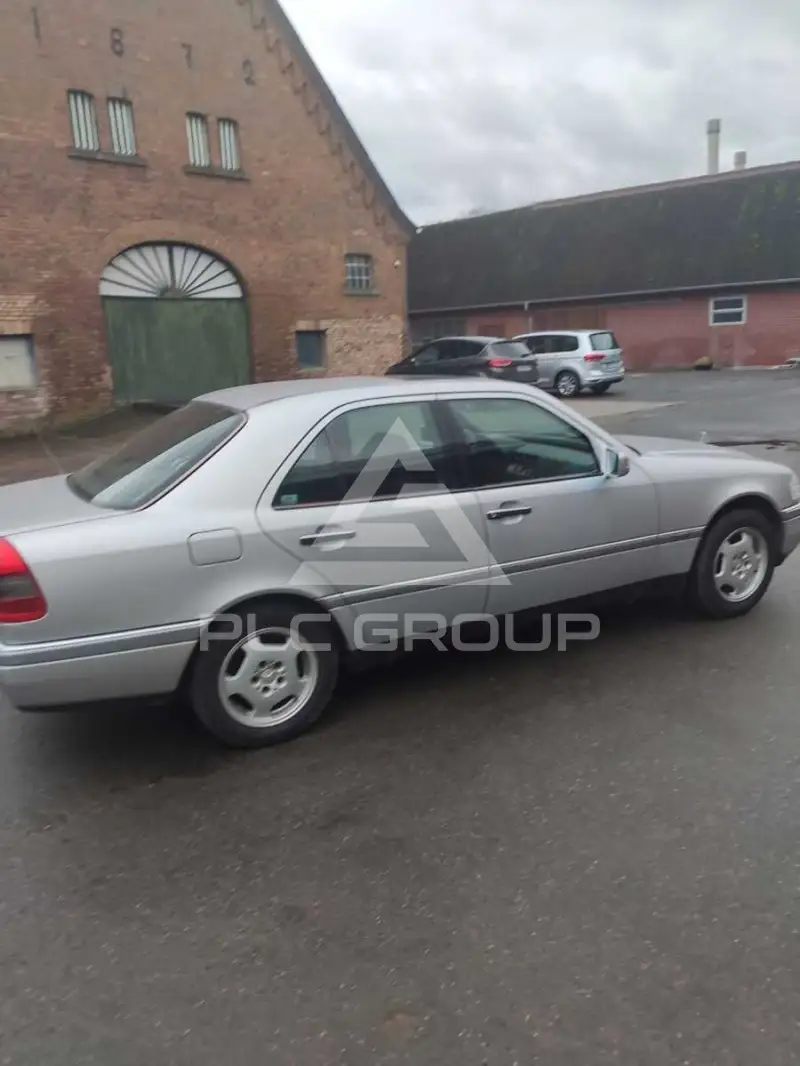 1995 Mercedes Benz C 180