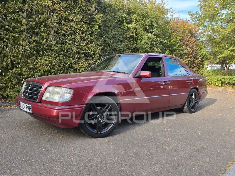 1995 Mercedes Benz E 220