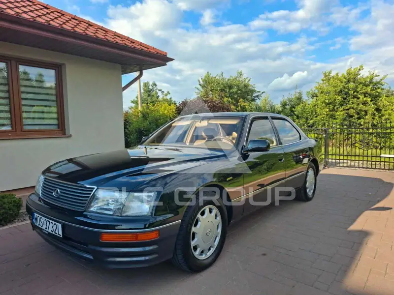 1995 Lexus LS400