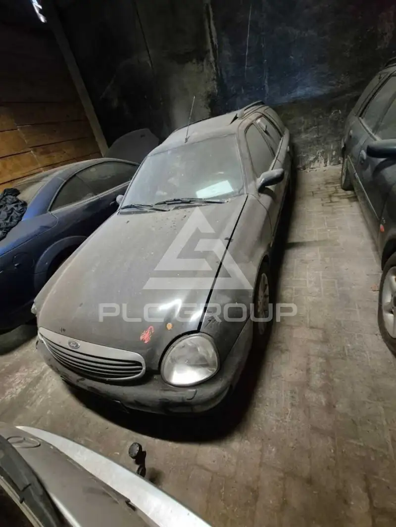 1995 Ford Scorpio