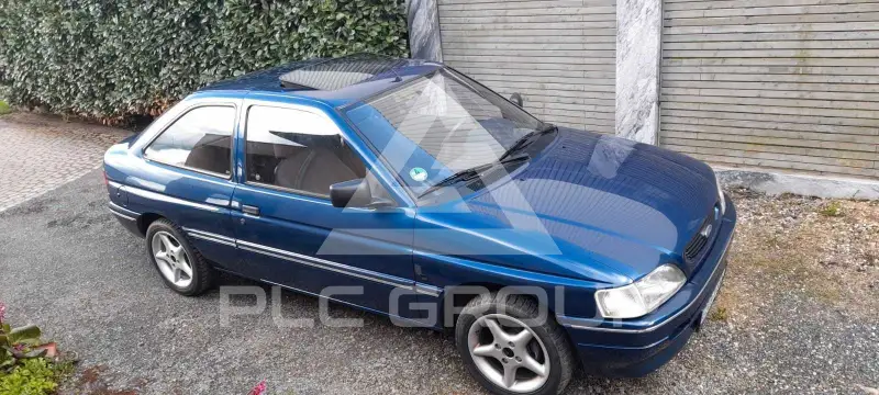 1995 Ford ESCORT