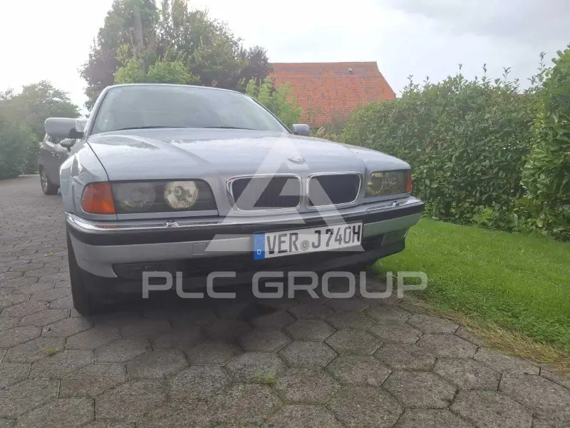 1996 BMW 740