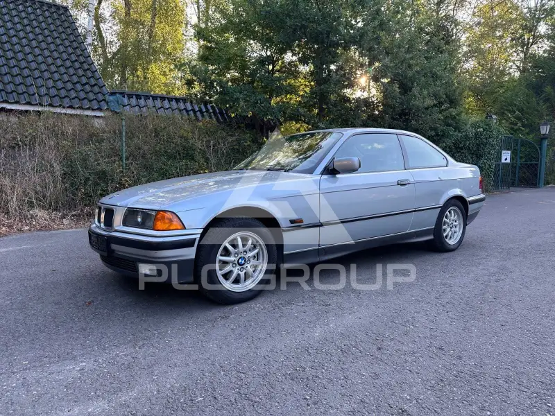 1996 BMW 323