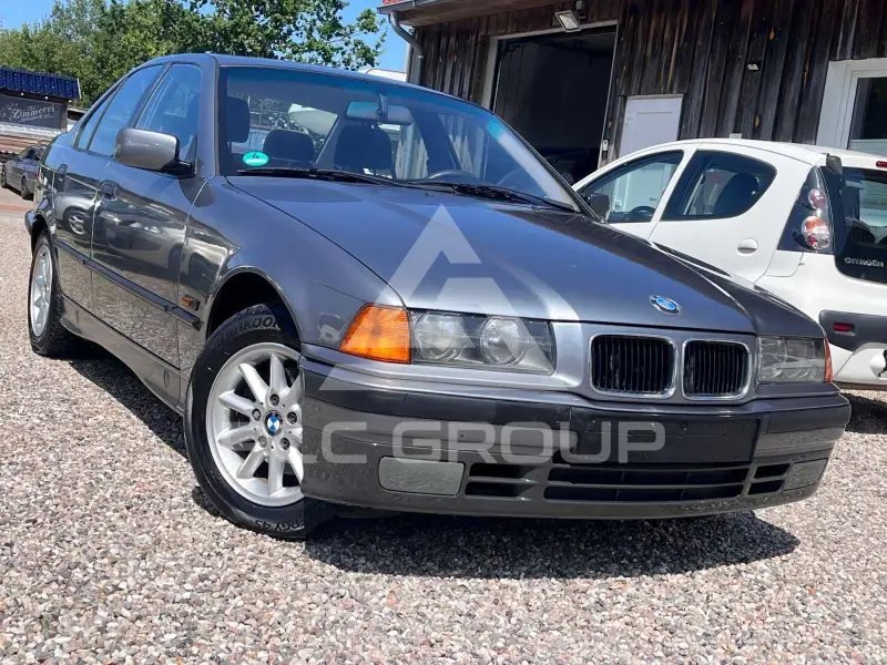 1996 BMW 316