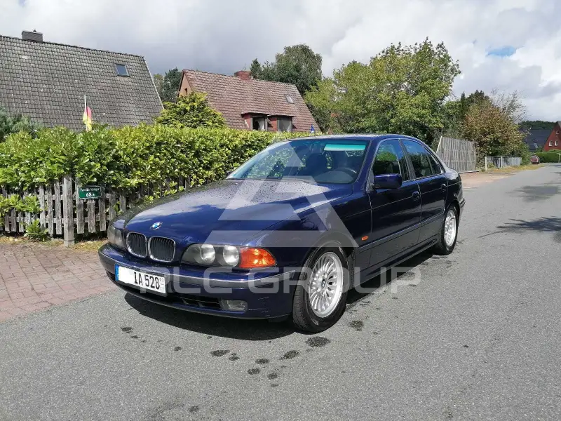 1996 BMW 528