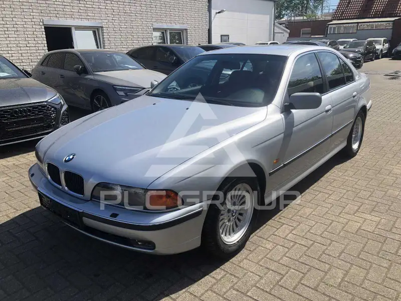 1996 BMW 528