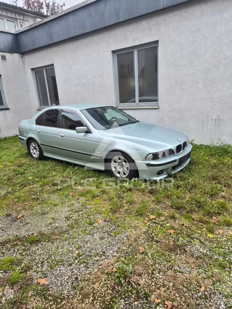 1996 BMW 528