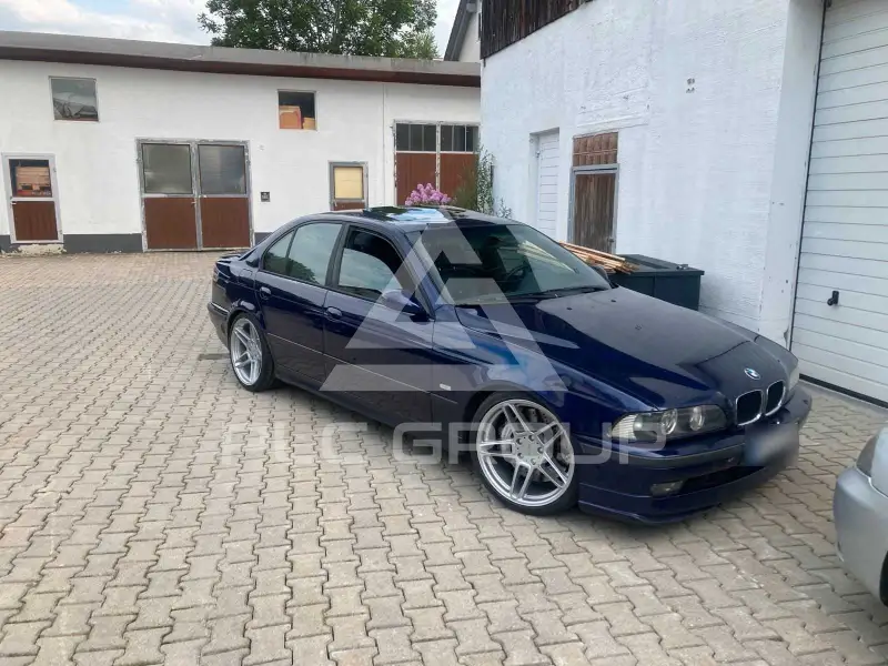 1996 BMW 528
