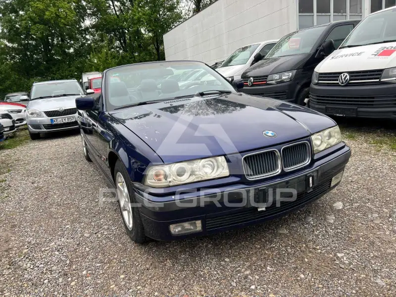 1996 BMW 320
