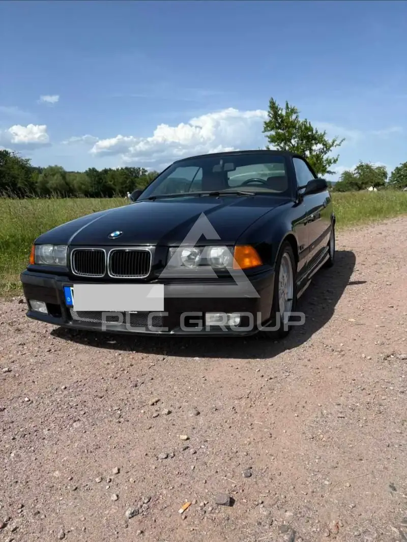 1996 BMW 320