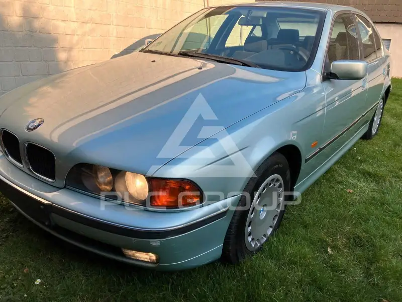 1996 BMW 520