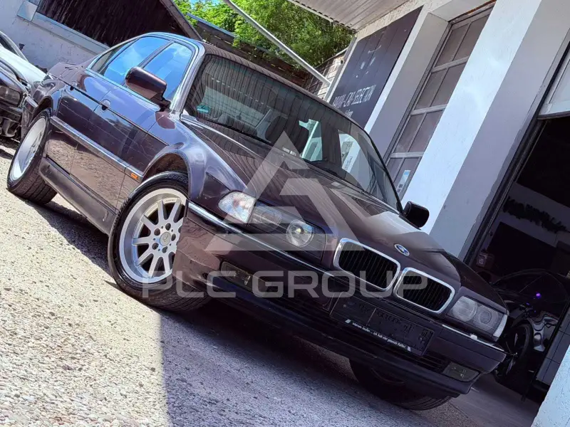 1996 BMW 730