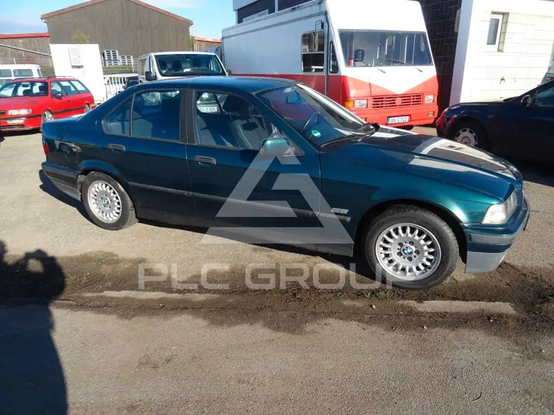 1996 BMW 318