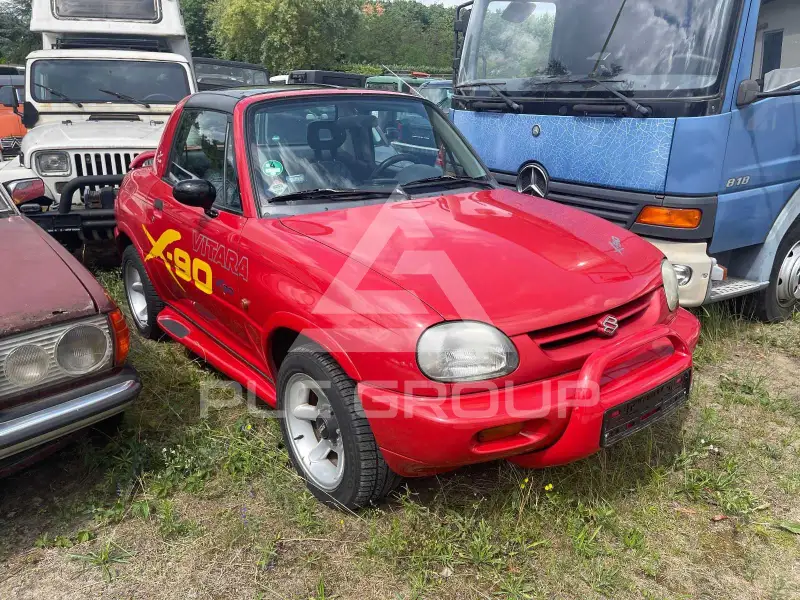 1996 Suzuki X-90
