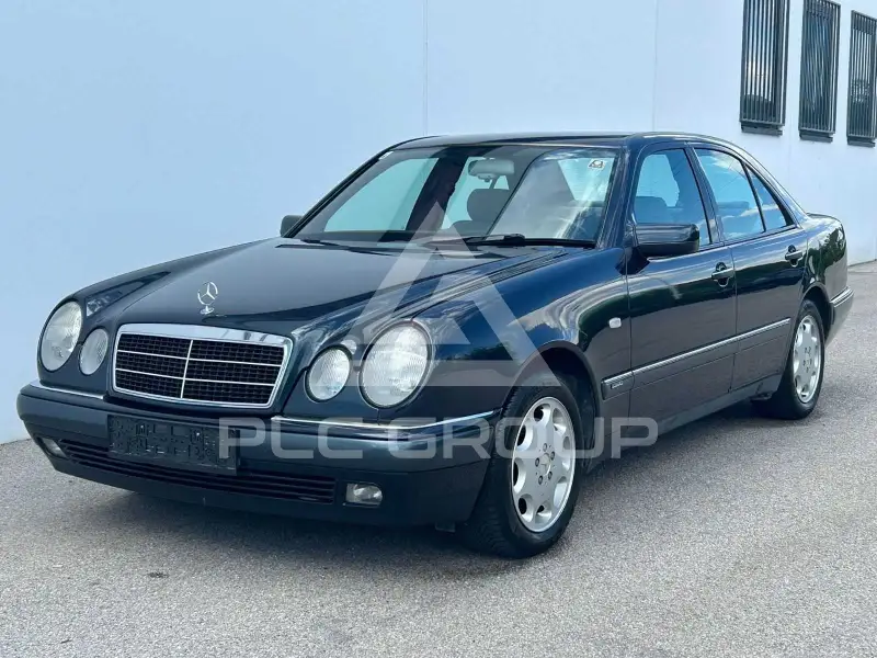 1996 Mercedes Benz E 320
