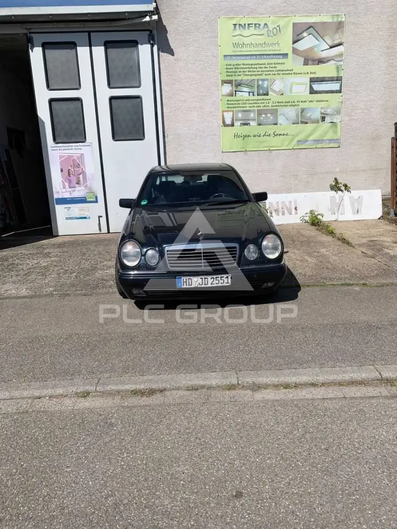 1996 Mercedes Benz E 320
