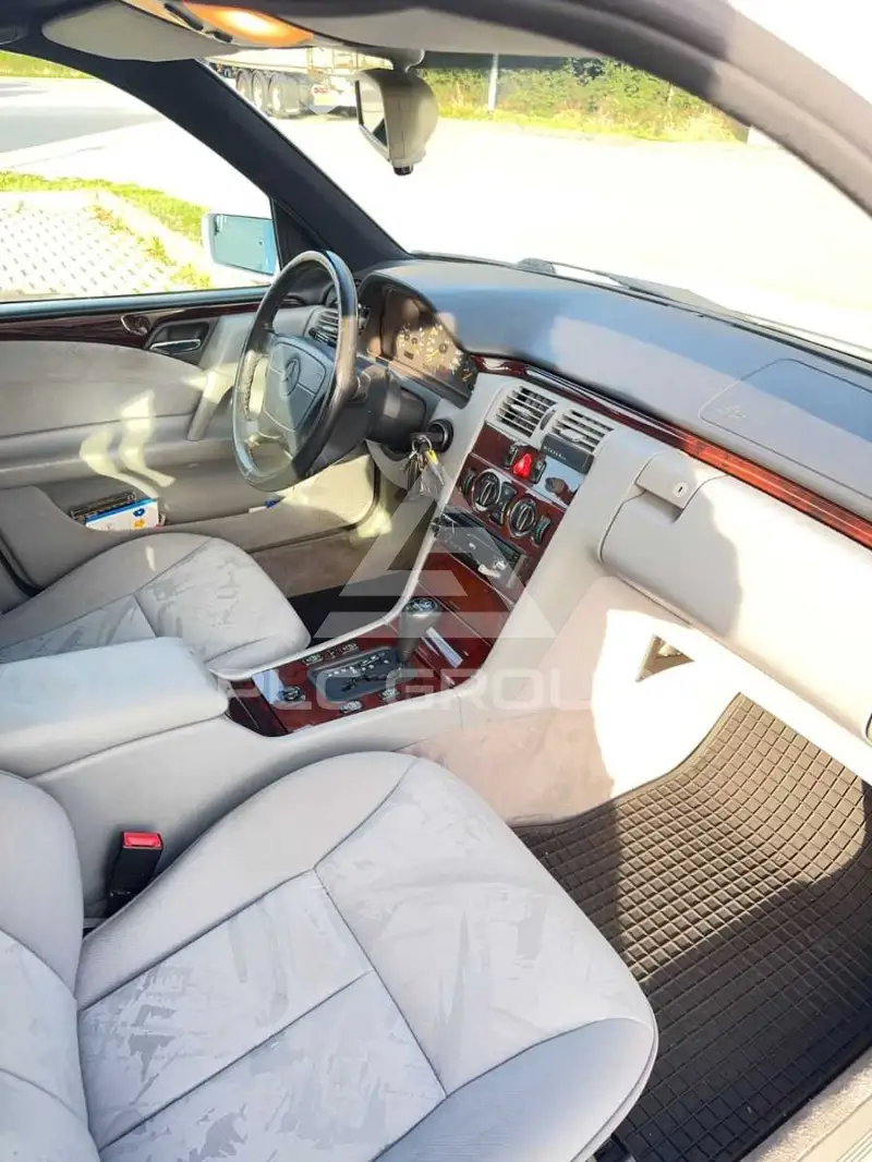 1996 Mercedes Benz 230