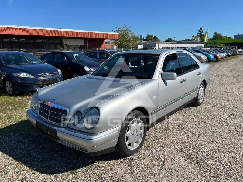 1996 Mercedes Benz E 280