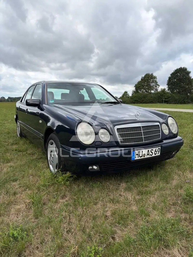 1996 Mercedes Benz E 280