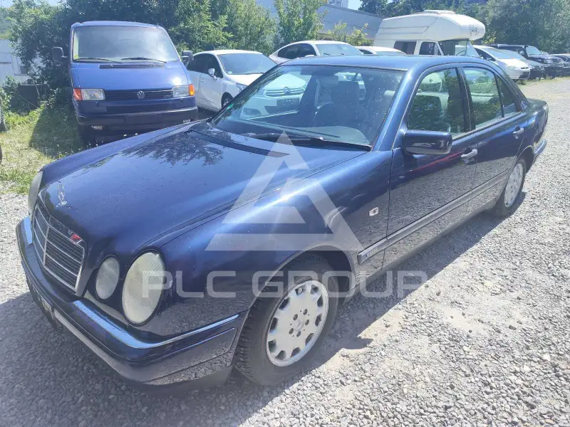 1996 Mercedes Benz E 230