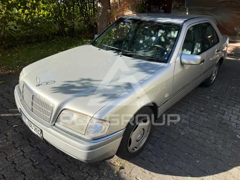 1996 Mercedes Benz C 230
