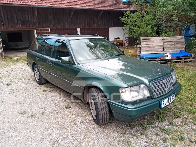 1996 Mercedes Benz 220