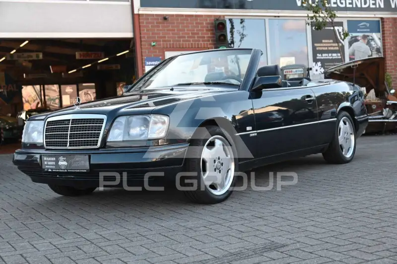 1996 Mercedes Benz 220